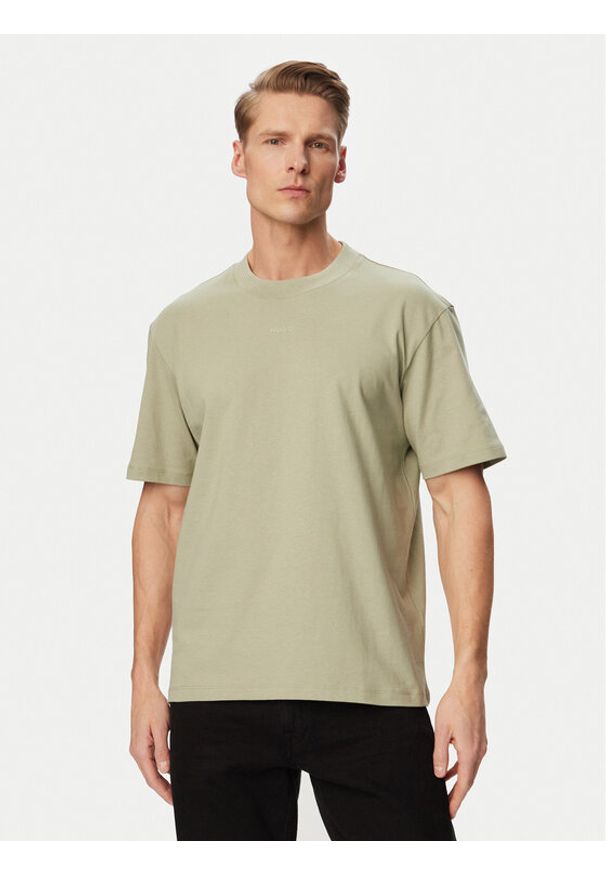 Hugo - HUGO T-Shirt Dapolino 50488330 Zielony jasny Regular Fit. Kolor: zielony. Materiał: bawełna