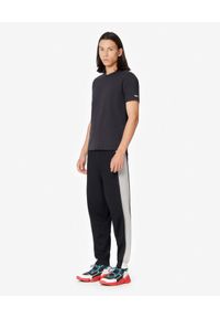 Kenzo - KENZO - Spodnie jogger z łączonych materiałów. Kolor: czarny. Materiał: materiał. Wzór: aplikacja #6