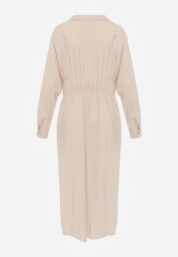 Born2be - Beżowa Wiskozowa Sukienka Koszulowa z Marszczeniem i Guzikiem w Talii Lennatha. Okazja: na co dzień. Kolor: beżowy. Materiał: wiskoza. Typ sukienki: koszulowe. Styl: casual, klasyczny, elegancki