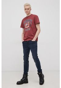 Tommy Jeans T-shirt męski kolor bordowy z nadrukiem. Okazja: na co dzień. Kolor: czerwony. Materiał: dzianina. Wzór: nadruk. Styl: casual