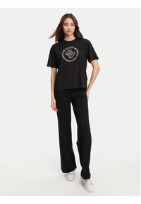 Guess T-Shirt V5YI05 KCOA2 Czarny Regular Fit. Kolor: czarny. Materiał: wiskoza