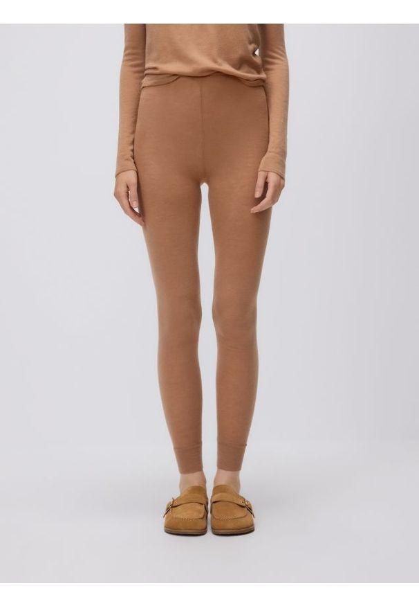Reserved - Wełniane legginsy - brązowy. Kolor: brązowy. Materiał: wełna