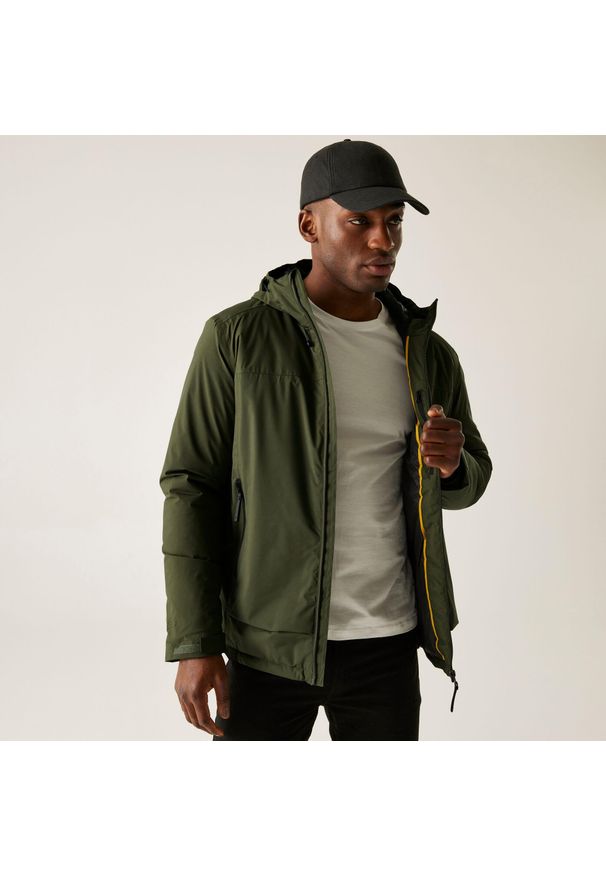 Regatta - Kurtka męska przejściowa przeciwdeszczowa Winsar. Kolor: zielony. Materiał: materiał, puch. Sport: turystyka piesza