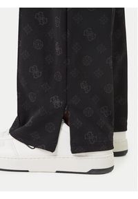 Guess Spodnie dresowe Z6GB03 K2850 Czarny Regular Fit. Kolor: czarny. Materiał: syntetyk #3