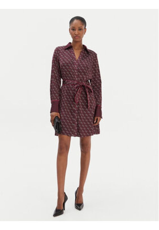 Guess Sukienka koszulowa W6RK90 WF1T2 Bordowy Regular Fit. Kolor: czerwony. Materiał: syntetyk. Typ sukienki: koszulowe