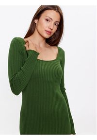 Glamorous Sukienka dzianinowa CA0334 Zielony Slim Fit. Kolor: zielony. Materiał: dzianina, bawełna #2