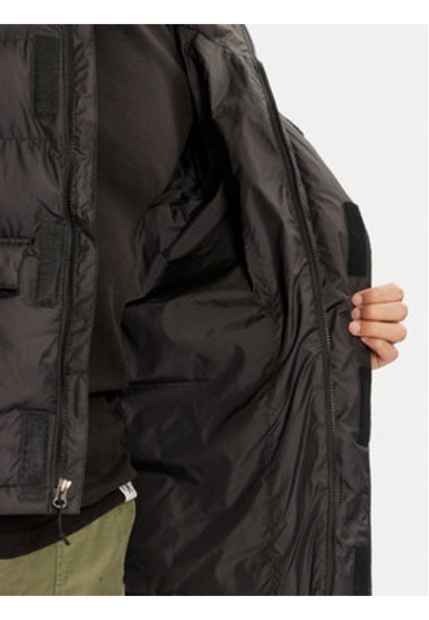 The North Face Kurtka zimowa Limbara NF0A89EG Czarny Regular Fit. Kolor: czarny. Materiał: syntetyk. Sezon: zima