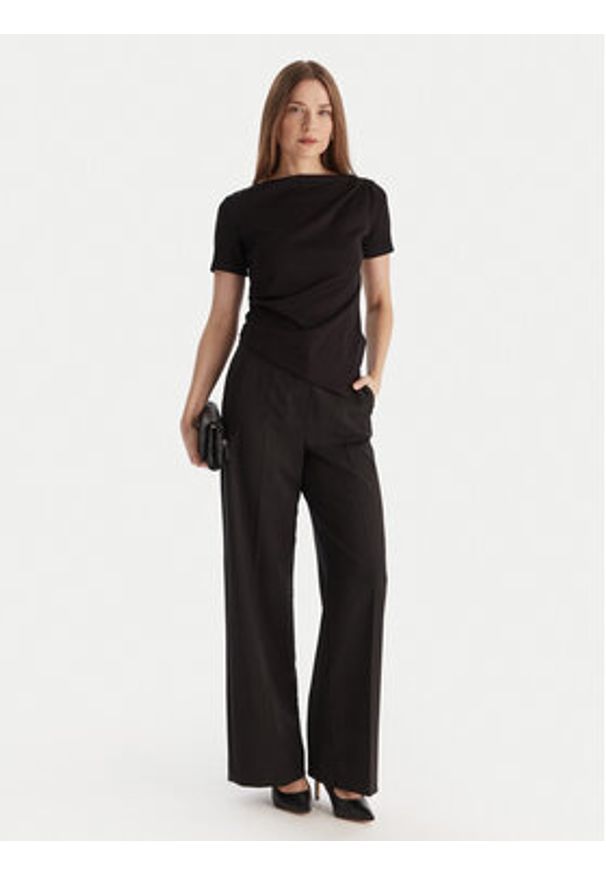 Vero Moda Bluzka Nelli 10335687 Czarny Regular Fit. Kolor: czarny. Materiał: wiskoza, syntetyk