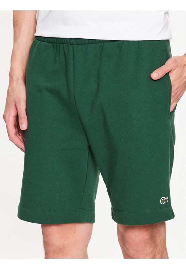 Lacoste Szorty sportowe GH9627 Zielony Regular Fit. Kolor: zielony. Materiał: bawełna. Styl: sportowy