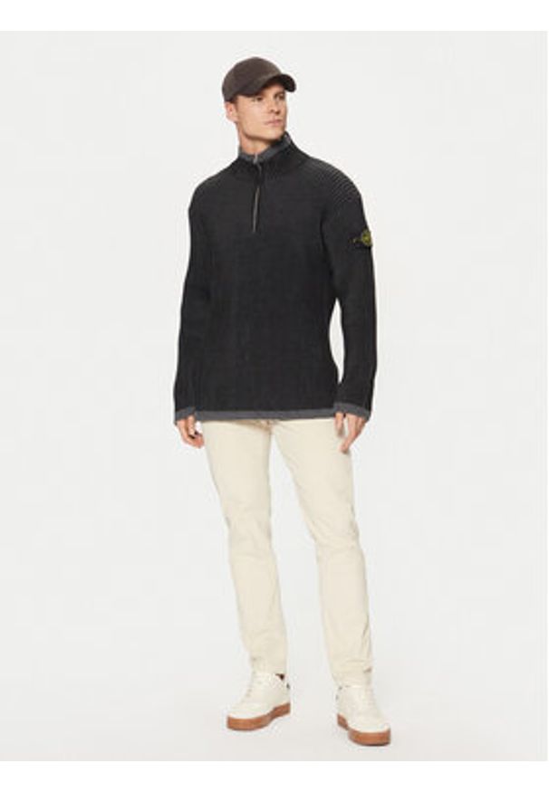 Stone Island Sweter 8115516C1 Szary Regular Fit. Kolor: szary. Materiał: wełna
