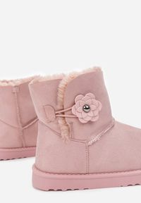 Born2be - Różowe Śniegowce Nororena. Nosek buta: okrągły. Zapięcie: bez zapięcia. Kolor: różowy. Materiał: futro, syntetyk. Szerokość cholewki: normalna. Wzór: kwiaty #5