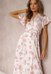 Renee - Biała Sukienka Lecerf. Kolor: biały. Materiał: materiał. Wzór: kwiaty. Sezon: lato. Typ sukienki: kopertowe. Styl: elegancki. Długość: maxi