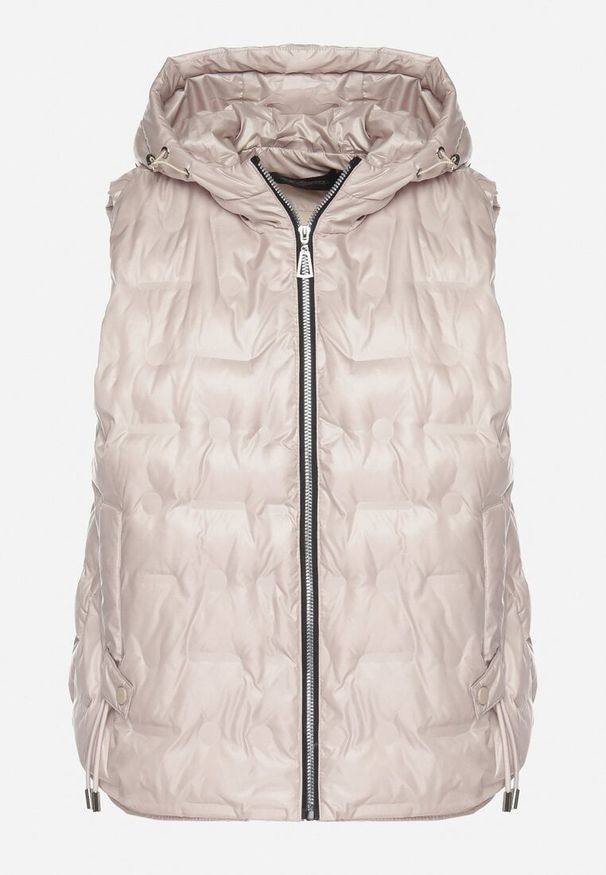 Born2be - Beżowa Kamizelka z Pikowanymi Przeszyciami i Kapturem ze Ściągaczami Annivria. Okazja: na co dzień. Kolor: beżowy. Materiał: jeans. Styl: sportowy, klasyczny, casual