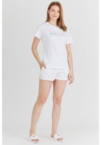 Guess - GUESS Białe szorty damskie z kolorowym logo, Rozmiar L. Kolor: biały. Materiał: bawełna. Wzór: kolorowy #3