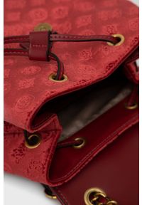 Guess Plecak damski kolor czerwony mały gładki. Kolor: czerwony. Wzór: gładki #3