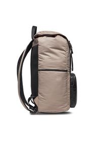 TOMMY HILFIGER - Tommy Hilfiger Plecak Th Lux Nylon Flap Backpack AM0AM11817 Beżowy. Kolor: beżowy. Materiał: materiał #2