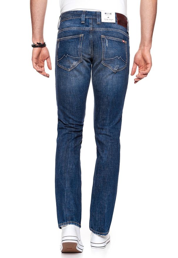 Mustang - JEANSY MĘSKIE MUSTANG Chicago Tapered DENIM BLUE 1006586 5000 984. Stan: podwyższony