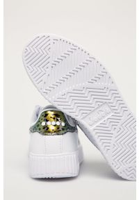 Diadora Buty kolor biały. Nosek buta: okrągły. Zapięcie: sznurówki. Kolor: biały. Materiał: guma #3