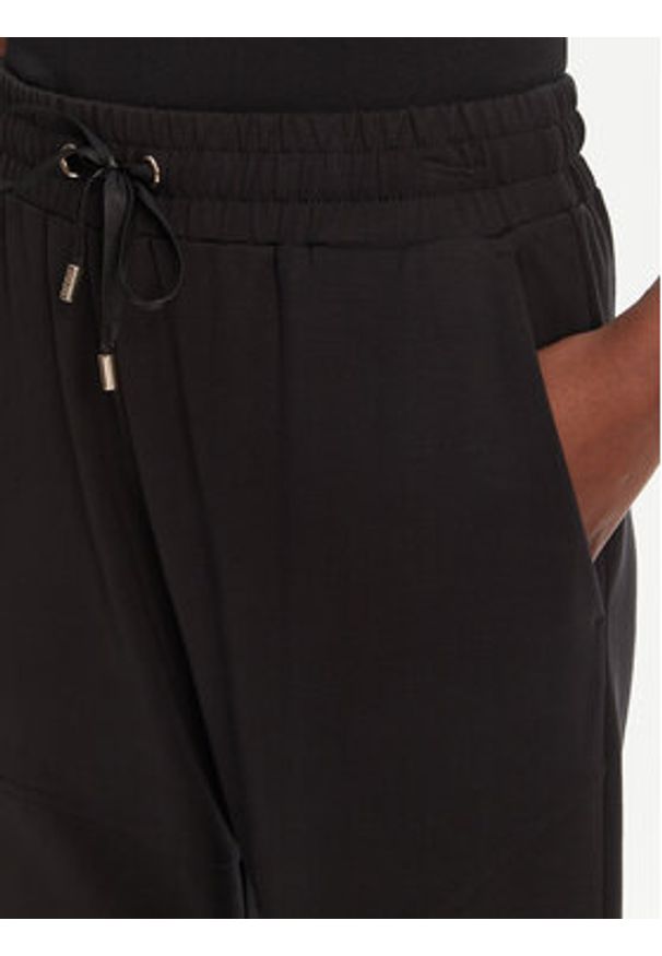 Liu Jo Sport Spodnie dresowe TA5043 JS182 Czarny Regular Fit. Kolor: czarny. Materiał: wiskoza