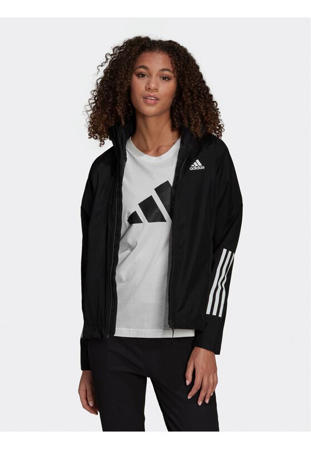 Adidas - adidas Kurtka przejściowa BSC 3-Stripes RAIN.RDY H65759 Czarny Regular Fit. Kolor: czarny. Materiał: syntetyk