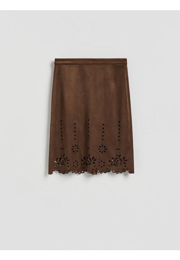 Reserved - Spódnica z ozdobnym wycięciem - brązowy. Kolor: brązowy. Materiał: tkanina