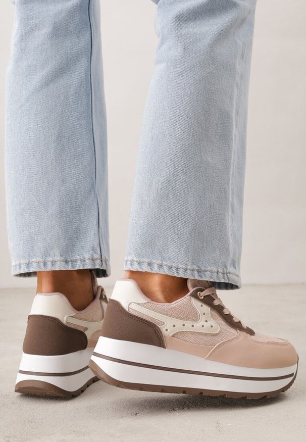 Born2be - Różowe Sneakersy na Grubej Podeszwie z Perforacją i Tweedowymi Wstawkami Idaphyphe. Okazja: na co dzień. Kolor: różowy. Materiał: jeans