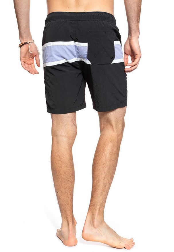 Wrangler - SPODENKI WRANGLER SWIMSHORT FADED BLACK W4B01WDV6 112129084. Wzór: kolorowy