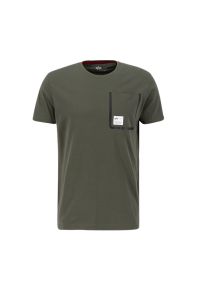 Koszulka Alpha Industries Label Pocket T 136501142 - zielona. Kolor: zielony. Materiał: bawełna. Długość rękawa: krótki rękaw. Długość: krótkie #1