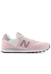 Buty New Balance GW500ADC - różowe. Okazja: na co dzień. Kolor: różowy. Materiał: materiał, skóra, syntetyk, tworzywo sztuczne. Szerokość cholewki: normalna