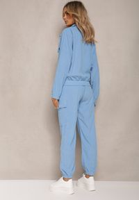 Renee - Niebieski Komplet Dresowy Utility Krótka Bluza z Kołnierzem i Spodnie Joggery z Kieszeniami Cargo Literria. Kolor: niebieski. Materiał: dresówka #2
