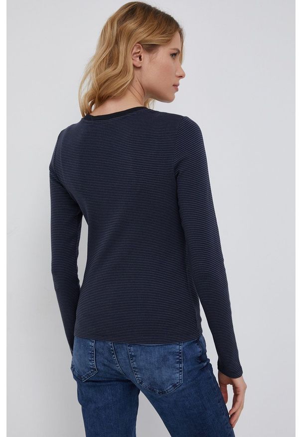 Levi's® - Levi's Longsleeve bawełniany kolor granatowy. Okazja: na spotkanie biznesowe, na co dzień. Kolor: niebieski. Materiał: bawełna. Długość rękawa: długi rękaw. Styl: casual, biznesowy