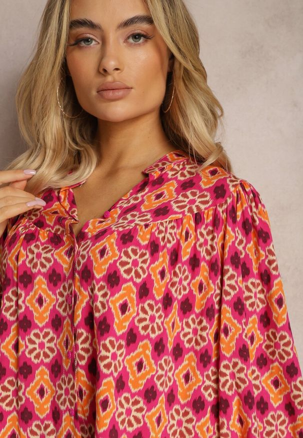 Renee - Fuksjowa Wiskozowa Koszula z Bufiastymi Rękawami w Mozaikowy Print Telita. Kolor: różowy. Materiał: wiskoza. Wzór: nadruk
