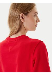 Tommy Jeans Bluza Essential DW0DW20942 Czerwony Regular Fit. Kolor: czerwony. Materiał: bawełna #4
