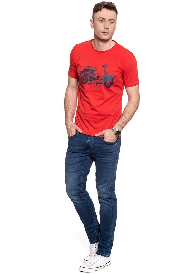 Mustang - MĘSKI T-SHIRT MUSTANG ALEX C PRINT 1008962 7179. Wzór: nadruk