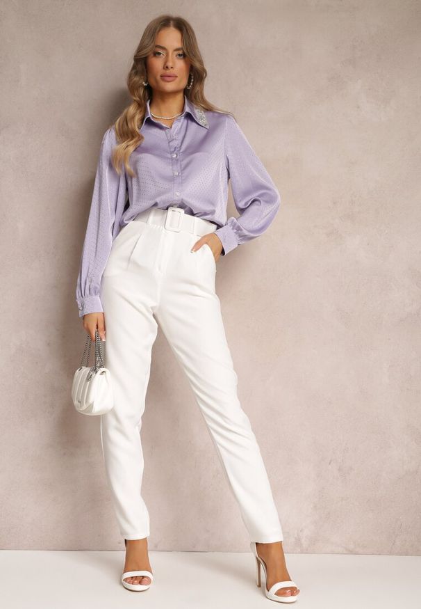 Renee - Białe Spodnie Garniturowe High Waist z Paskiem Wenus. Okazja: na co dzień, na spotkanie biznesowe. Stan: podwyższony. Kolor: biały. Materiał: tkanina, materiał. Wzór: jednolity, gładki. Styl: casual, biznesowy