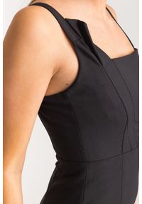 Patrizia Pepe - Sukienka PATRIZIA PEPE. Materiał: wełna, dzianina. Długość rękawa: na ramiączkach. Typ sukienki: asymetryczne. Długość: mini #2