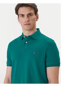 TOMMY HILFIGER - Tommy Hilfiger Polo 1985 MW0MW17770 Zielony Regular Fit. Typ kołnierza: polo. Kolor: zielony. Materiał: bawełna #5