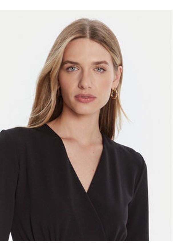 Rinascimento Sukienka koktajlowa CFC0126151003 Czarny Slim Fit. Kolor: czarny. Materiał: syntetyk. Styl: wizytowy