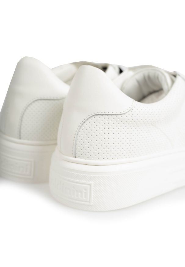 Baldinini Sneakersy | 096385XNANE909000BBX | Mężczyzna | Biały. Kolor: biały. Materiał: skóra. Wzór: aplikacja