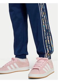 Adidas - adidas Spodnie dresowe Sst KR9187 Granatowy Loose Fit. Kolor: niebieski. Materiał: syntetyk #3