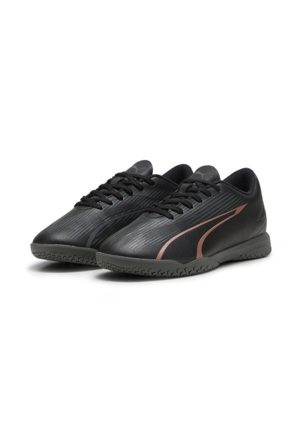 Buty piłkarskie dla dzieci Puma Ultra Play It Jr. Kolor: wielokolorowy, czarny, brązowy. Materiał: materiał, syntetyk. Szerokość cholewki: normalna. Sport: piłka nożna