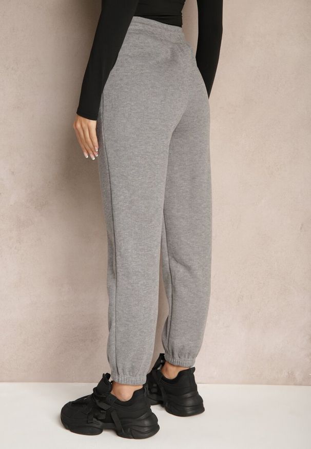 Renee - Szare Spodnie Dresowe Typu Joggery z Polarową Wyściółką Esarae. Stan: podwyższony. Kolor: szary. Materiał: polar, dresówka. Styl: elegancki