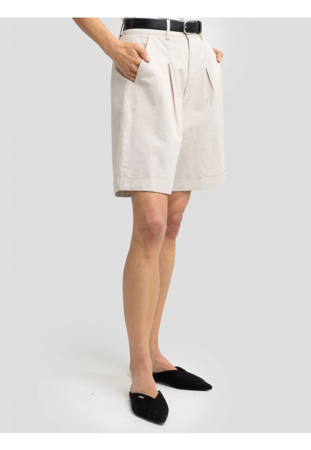 Big-Star - Szorty damskie luźne z dodatkiem lnu beżowe Maryliani 800. Okazja: na co dzień. Stan: podwyższony. Kolor: beżowy. Materiał: len. Sezon: lato. Styl: casual, elegancki, klasyczny