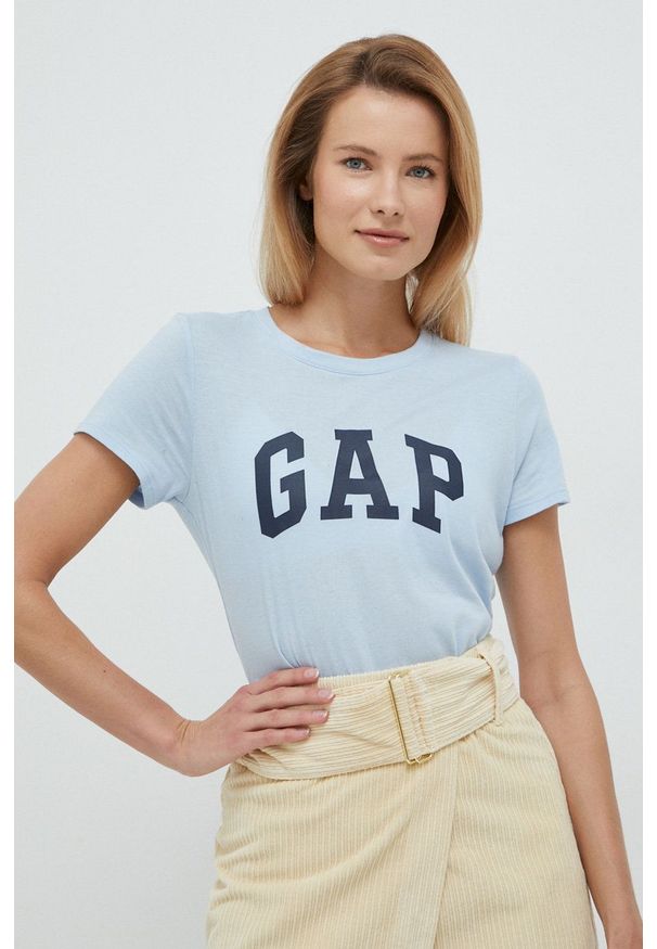 GAP t-shirt bawełniany kolor niebieski. Kolor: niebieski. Materiał: bawełna. Długość rękawa: krótki rękaw. Długość: krótkie. Wzór: nadruk