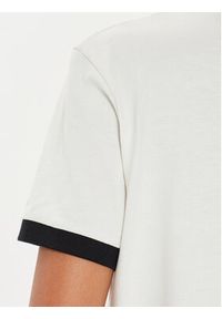 Guess T-Shirt V4YI05 K8FQ4 Biały Regular Fit. Kolor: biały. Materiał: bawełna #3
