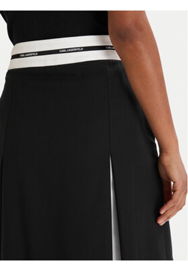 Karl Lagerfeld - KARL LAGERFELD Spódnica mini B1W12005 Czarny Regular Fit. Kolor: czarny. Materiał: wełna
