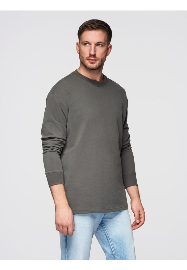 Ombre Clothing - Bawełniany męski longsleeve LOOSE FIT z okrągłym dekoltem – szarozielony V3 - Rozmiar: M. Kolor: zielony. Materiał: bawełna. Długość rękawa: długi rękaw. Wzór: gładki