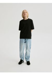 Reserved - Jeansy straight fit - niebieski. Kolor: niebieski