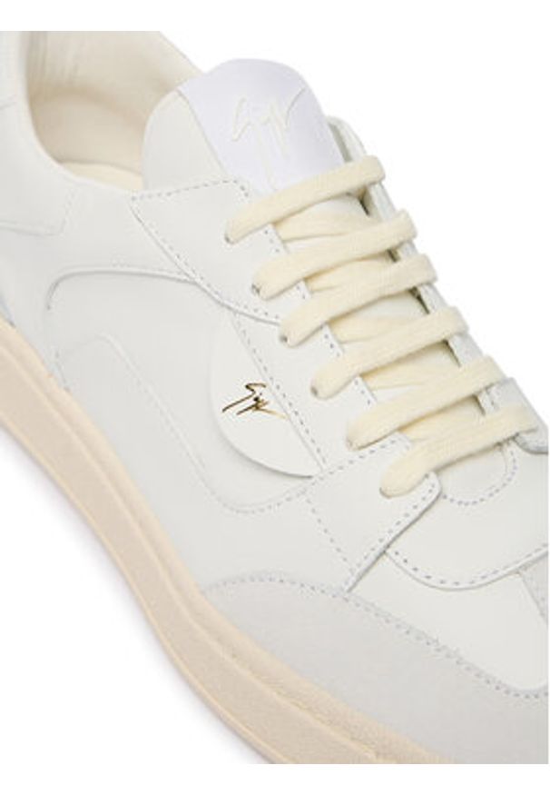 Giuseppe Zanotti Sneakersy RU50013/002 Biały. Kolor: biały. Materiał: skóra