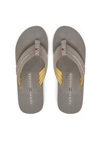 TOMMY HILFIGER - Tommy Hilfiger Japonki Hilfiger Nyc Beach Sandal FM0FM05437 Szary. Kolor: szary. Materiał: materiał